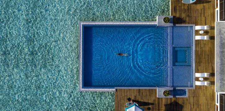 28_royal-suite-pool-2-2