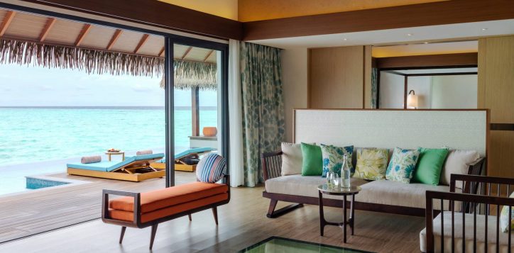pullmanmaldivesmaamutaa_2broceanvilla_living_room_4023-2