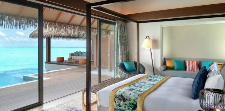 pullmanmaldivesmaamutaa_2broceanvilla_masterbr-_3921-2