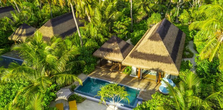 beach-pool-villa-2-2